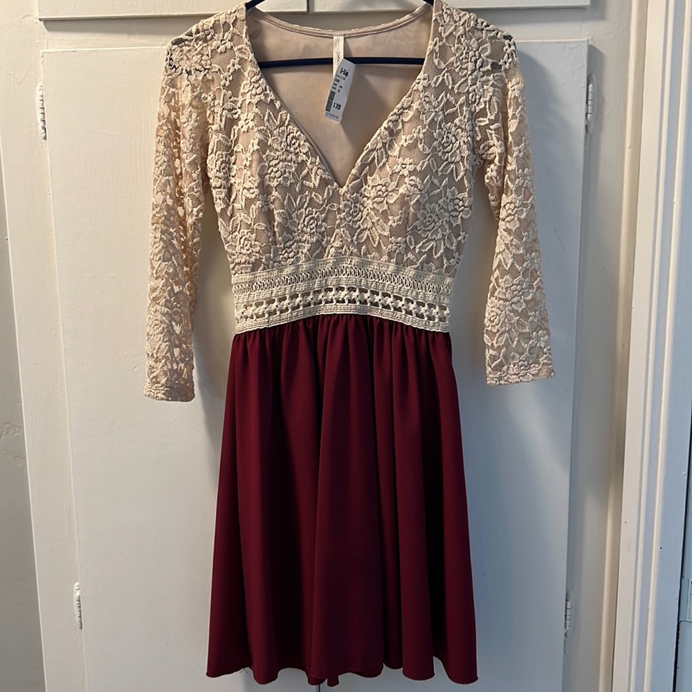 *NWT* Lacy Cream Dress With Soft Burgundy Twirl Bottom, Size Small